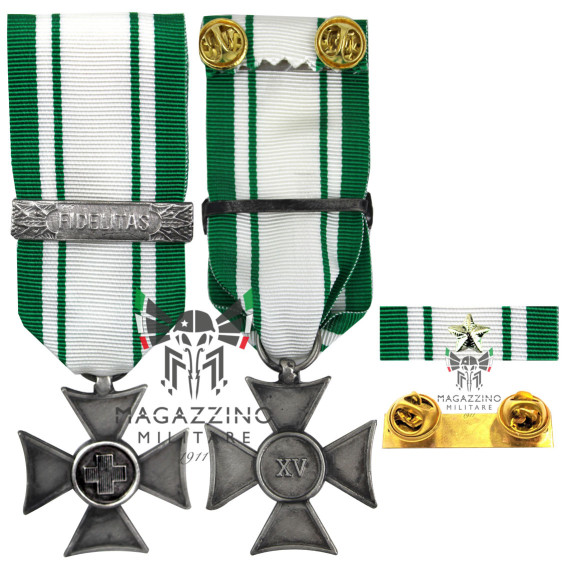 Medaglia e/o nastrino Croce Rossa XV 15 anni anzianità Croce rossa militare