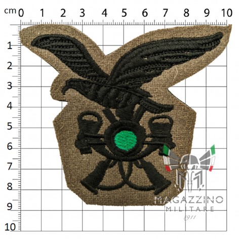 Fregio Alpini Fanteria ricamato nero su panno verde per Cappello (45)