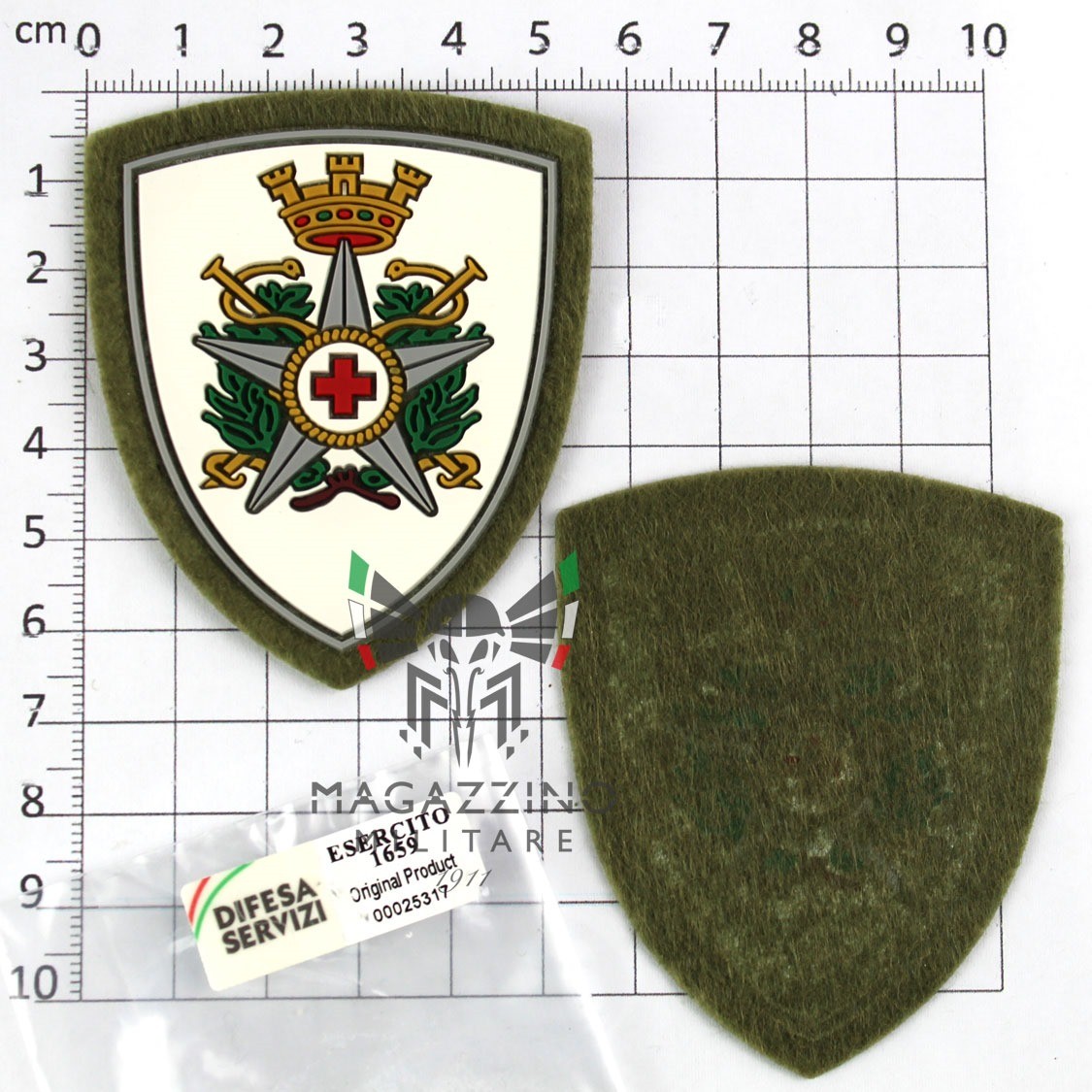 Military Red Cross Plastic Shoulder Patch Green Background without Velcro (119)