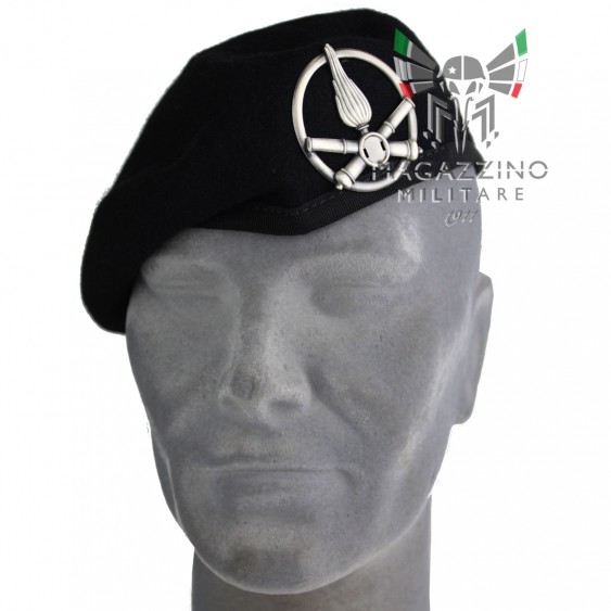 Basco nero originale dell'Esercito Italiano, modello spagnolo in 100% lana con fregio in metallo da montare.